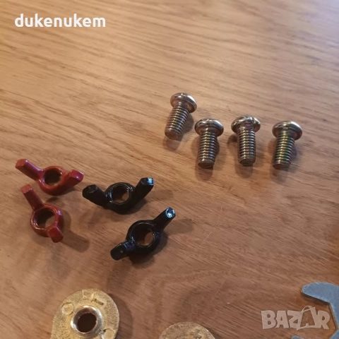 Комплект от 2 броя Бързоосвобождаващи клеми за акумулатор 12V – M8, месинг, антикорозионни подложки, снимка 9 - Аксесоари и консумативи - 52488923