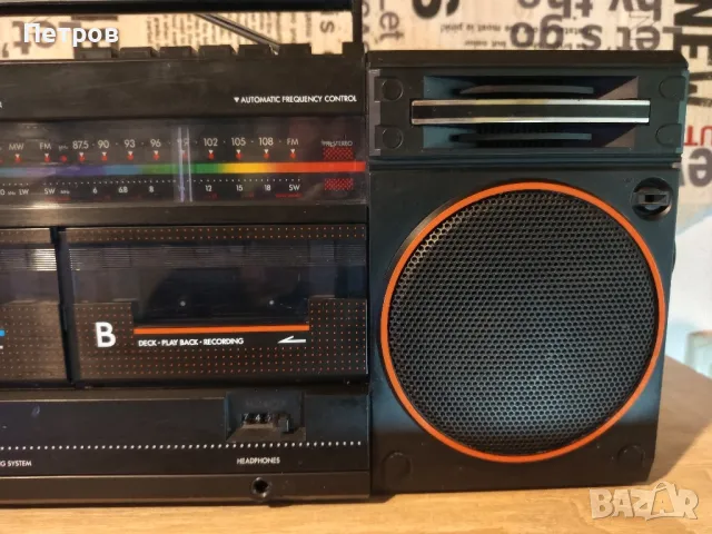 Касетофон "Philips"D8334.Boombox.(80г), снимка 2 - Радиокасетофони, транзистори - 49694137
