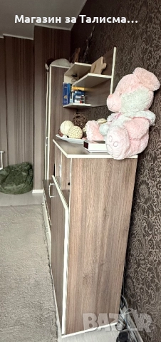 Холна секция с витрина – много запазена, светли цветове, снимка 5 - Секции и витрини - 52901950