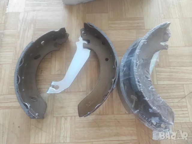 Задни накладки челюсти Форд Ескорт 5,6, Орион, Фиеста
