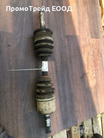 Предна дясна полуоска Киа Спортидж Kia Sportsge 1994-2005г. 