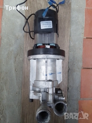 Помпа за водоструйка Паркисайд, снимка 3 - Водни помпи - 53633406