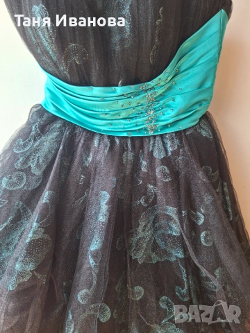 Продавам Рокля за абитуриентска, снимка 3 - Рокли - 53824973