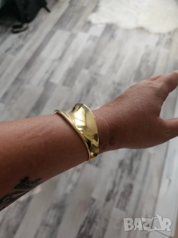 Гривна от медицинска стомана, снимка 2 - Гривни - 51168126