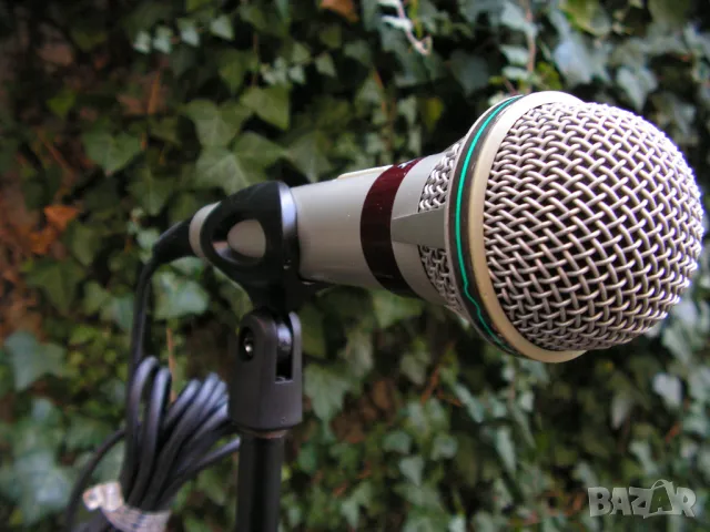 Вокален динамичен, моно микрофон Sony F-V30T, снимка 6 - Микрофони - 48940171