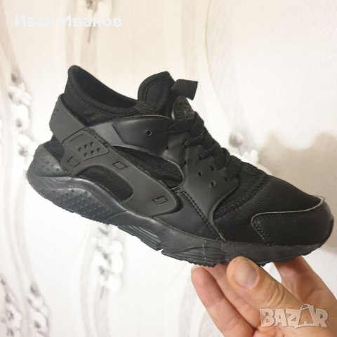  МАРАТОНКИ NIKE AIR HUARACHE BLACK  номер 37, снимка 12 - Маратонки - 40792391