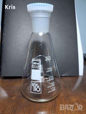 Лабораторна стъклария