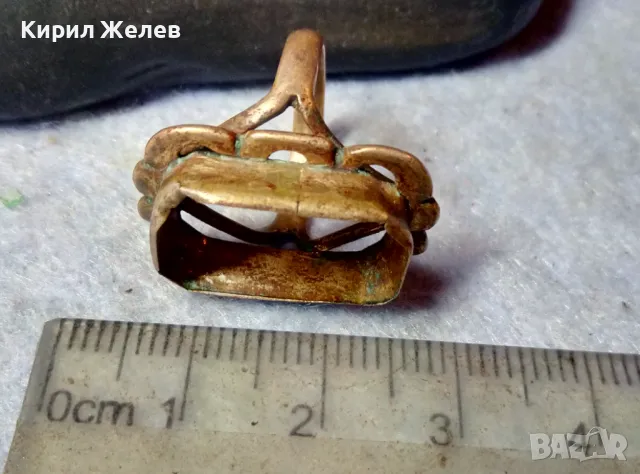 СТАРИНЕН МАЙСТОРСКИ МЕДЕН ПРЪСТЕН с ПОЗЛАТА и ГНЕЗДО За ВГРАЖДАНЕ на ГОЛЯМ СКЪПОЦЕНЕН КАМЪК 47464