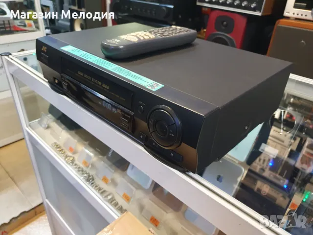 Видео JVC HR-J260EE с оригинално дистанционно. В отлично техническо и визуално състояние., снимка 7 - Плейъри, домашно кино, прожектори - 48309129