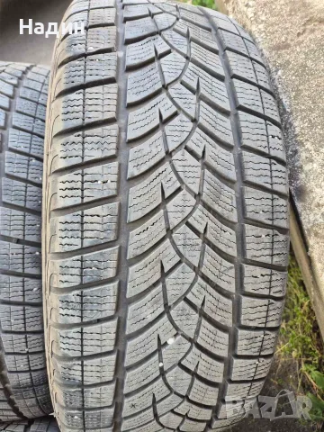 Зимни гуми Goodyear 18 цола 55/255, снимка 2 - Гуми и джанти - 56172207