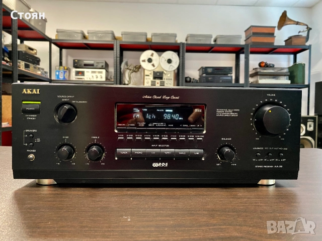Kачествен ресивър Akai, снимка 2 - Ресийвъри, усилватели, смесителни пултове - 51910896