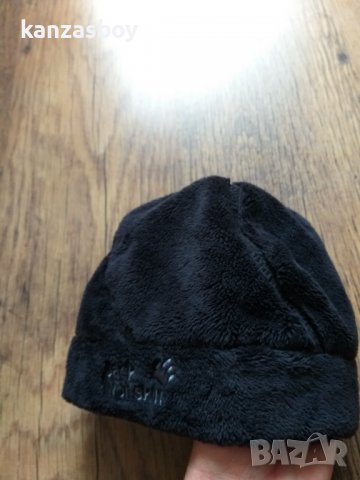 jack wolfskin - страхотна юношеска шапка КАТО НОВА, снимка 6 - Шапки - 39329702