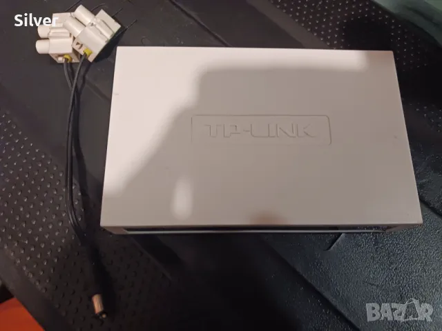 СУИЧ КОМУТАТОР TP-Link, снимка 5 - Друга електроника - 50258563