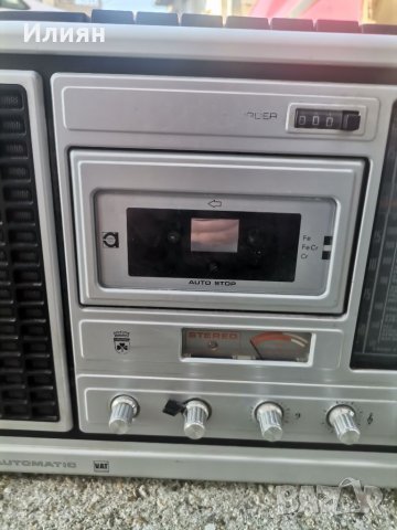 Радиокасетофон, снимка 3 - Радиокасетофони, транзистори - 39236204