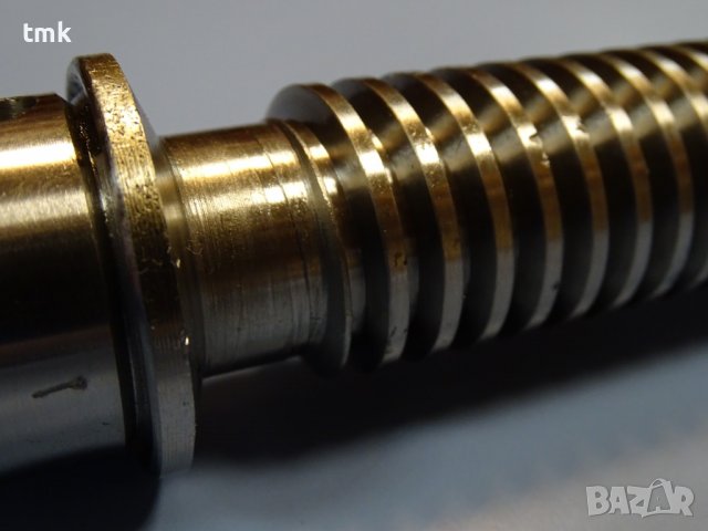Винт за фреза Deckel FP2 за ОС Z screw with Z, снимка 6 - Резервни части за машини - 39050743