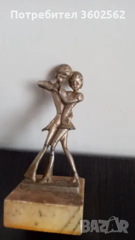 италианска малка оловна пластика - танц, снимка 1