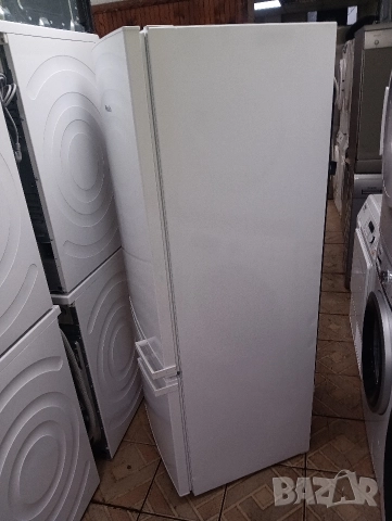 Комбиниран хладилник с фризер Миеле Miele с 2 години гаранция!, снимка 8 - Хладилници - 53001887