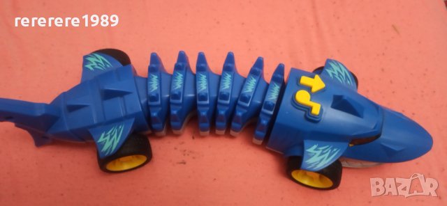 Музикална кола- акула, снимка 3 - Коли, камиони, мотори, писти - 40531540