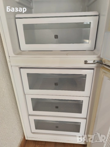 Хладилник Samsung no frost, снимка 4 - Хладилници - 53696034