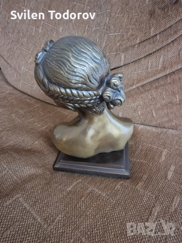 Бронзов бюст на момиче, снимка 3 - Колекции - 53663069