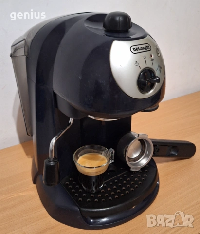 Кафемашина Делонги Delonghi ec190, снимка 5 - Кафемашини - 53035055