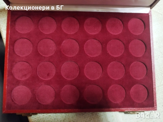ЛУКСОЗНА КОЖЕНА КУТИЯ  ЗА СЪХРАНЕНИЕ НА МОНЕТИ /виж описанието/, снимка 3 - Нумизматика и бонистика - 53770044