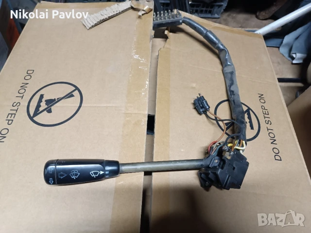 колани лайсни пепелник конзоли за Мерцедес 123, снимка 17 - Части - 51059320