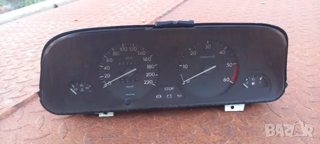 Километраж за Peugeot 306