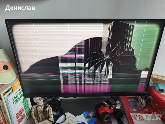 Монитор Lenovo за части, снимка 2 - Монитори - 38910079