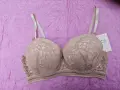 LPB (Les P'tites Bombes) – френски  елегантен дантелен сутиен 95D, НОВ  с етикети ., снимка 2