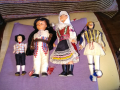 Кукли с национални носии винтидж, снимка 1 - Колекции - 23022676