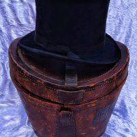 Черен бобър цилиндър Joshua Turner с оригинална кожена кутия, снимка 1 - Антикварни и старинни предмети - 40490765