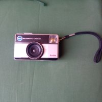 Стар фотоапарат Кодак, снимка 1 - Антикварни и старинни предмети - 35680568