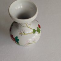 Стара ваза порцелан , снимка 8 - Антикварни и старинни предмети - 40896118