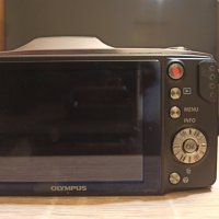 Дигитален Фотоапарат Olympus SZ-14 (сребрист) , снимка 2 - Фотоапарати - 39378554