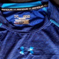 Under Armour compression потник, блуза и шапка М, снимка 10 - Спортна екипировка - 44398194