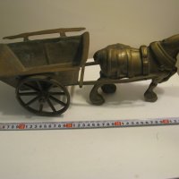 бронзов кон със каруца , снимка 1 - Антикварни и старинни предмети - 42380645