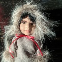 Порцеланова, колекционерска кукла., снимка 4 - Антикварни и старинни предмети - 40283638