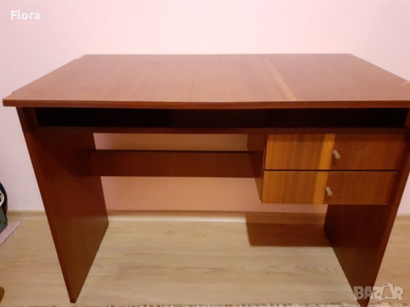 Дървено бюро, снимка 1