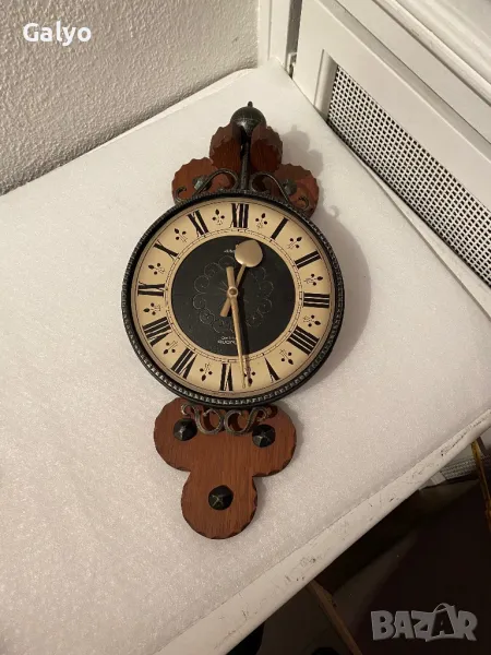 Junghans Стенен Немски часовник изработен от ковано желязо и масивно дърво, снимка 1