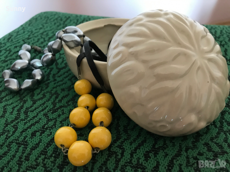 Ретро Порцеланова Кутия за Бижута Отличен подарък, снимка 1