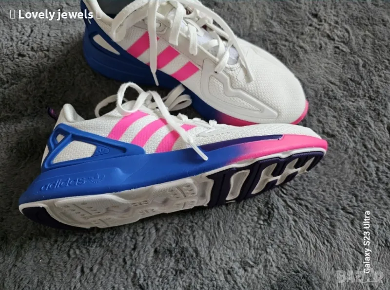 Дамски маратонки Adidas , снимка 1