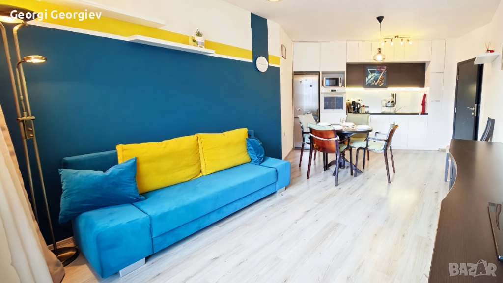 KJ Apartments - Комплекс с Басейн на 2 мин от Плажа, снимка 1