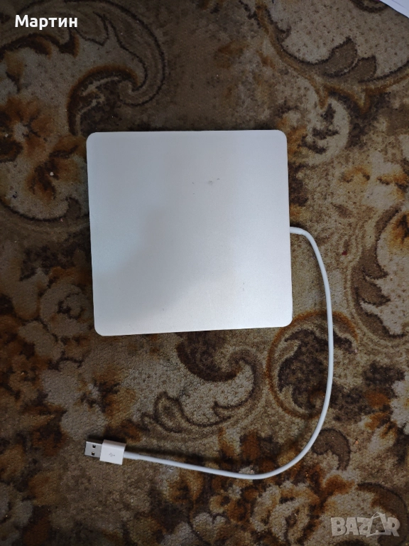 Apple USB SuperDrive A1379 – външно CD/DVD, снимка 1