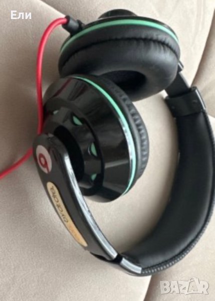 Слушалки с кутия, снимка 1