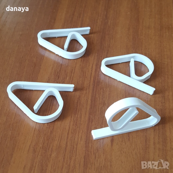 2111 Бели пластмасови щипки за покривка за маса, 4 броя в комплект, снимка 1