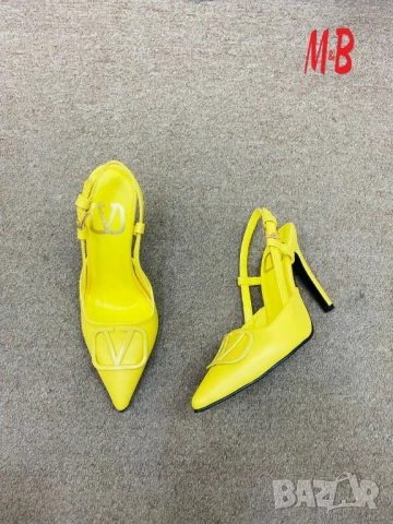 обувки на ток valentino garavani , снимка 4 - Дамски ежедневни обувки - 51294084
