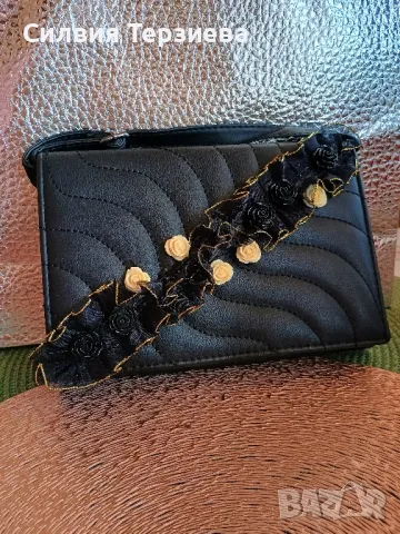 За абитуриентски бал - Бутикова дамска чанта - дантела, злато и рози