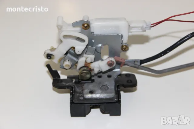 Брава заден капака Mazda 5 (2005-2010г.) Мазда 5