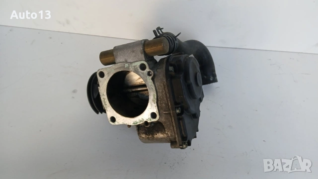 Дроселова клапа за Пасат Б5/Passat B5 , снимка 3 - Части - 44202805